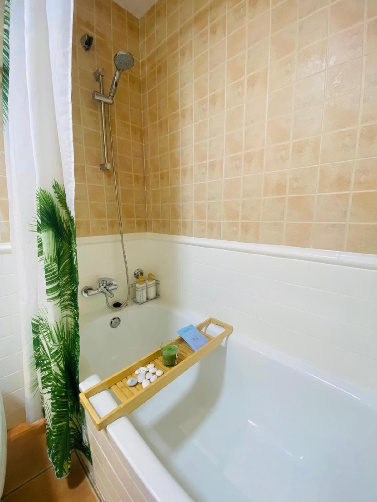 Beautiful Torrox Costa Apartment מראה חיצוני תמונה